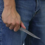 Мужчина зарезал бывшую жену в поликлинике в Атырауской области