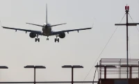 Подавший сигнал бедствия над Каспием Boeing приземлился в Астрахани