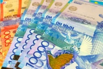 423 тысячи тенге составил размер средней зарплаты в Казахстане