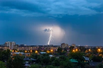 «Гром среди ясного неба»: погода на 24 апреля в западном Казахстане