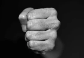 В ЗКО двое мужчин подрались в здании районного акимата
