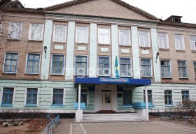 Снесенную 4 года назад школу достроили в Уральске