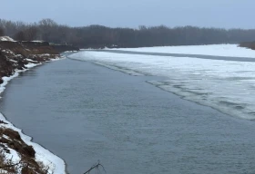 Ириклинское водохранилище увеличило сброс воды в Урал