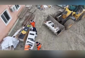 Более 10 тонн мусора вывезли из затопленных домов Кульсары