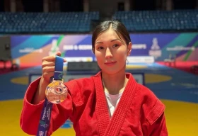 Девушка-полицейский из Уральска «взорвала» чемпионат Азии по самбо