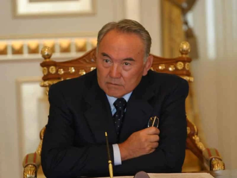 Курсант разбил авто во время сдачи экзамена на водительские права в Уральске