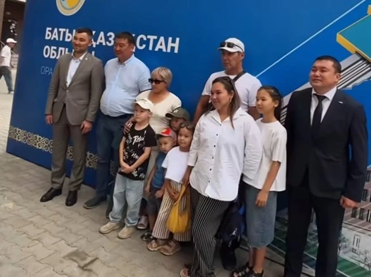 Еще 36 квартир выдали пострадавшим от паводка дачникам Уральска | Мой Город Еще 36 квартир выдали пострадавшим от паводка дачникам Уральска