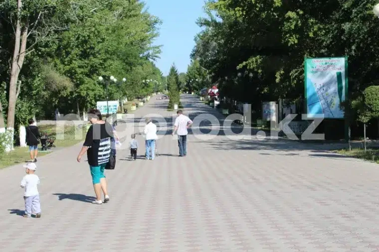 Городской парк Уральска возобновил свою работу | Мой Город Городской парк Уральска возобновил свою работу