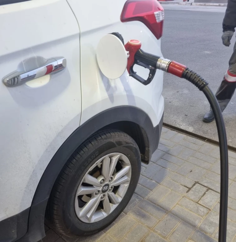 До 205 тенге подорожал бензин в Уральске | Мой Город До 205 тенге подорожал АИ-92 в Уральске