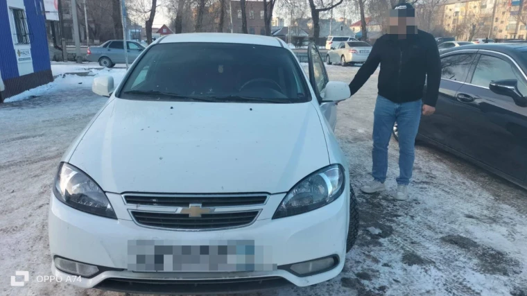 Оралда заң бұзған шетелдік азаматты елден шығарды | Мой Город Оралда заңсыз жолаушыларды тасымалдаған шетел азаматын елден шығарды