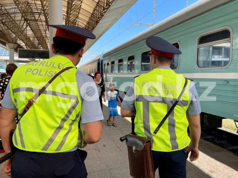 Приехавшего на свадьбу гражданина Турции задержали полицейские Уральска | Мой Город Приехавшего на свадьбу гражданина Турции задержали полицейские Уральска