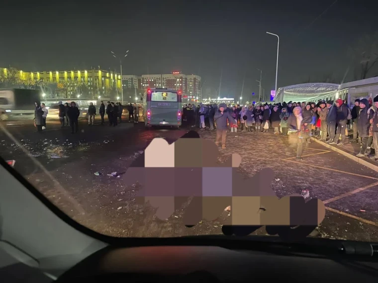 Автобус врезался в толпу людей в Алматы: начался суд над нападавшим | Мой Город Автобус врезался в толпу людей в Алматы: начался суд над нападавшим