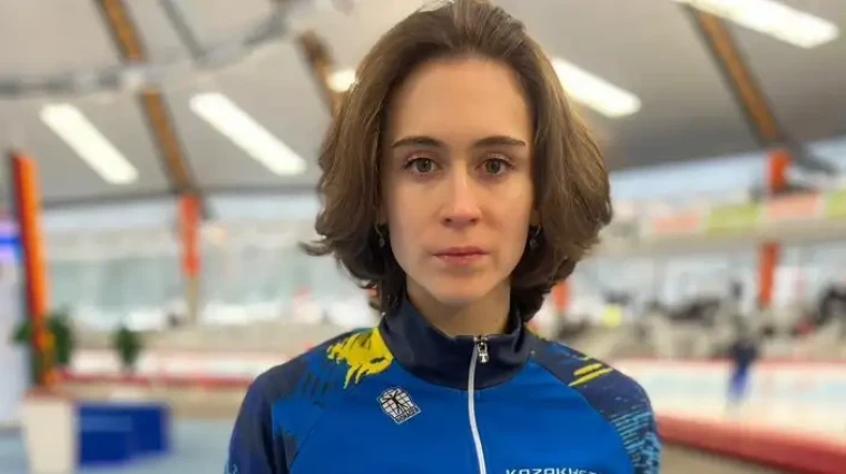 Алина Дауранова показала второе время на Кубке мира в Италии | Мой Город Конькобежка Алина Дауранова показала второе время на юниорском Кубке мира в Италии